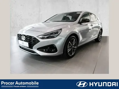 Neu Hyundai i30 Advantage 115 PS (84 kW) 2025 Silber Limousine
