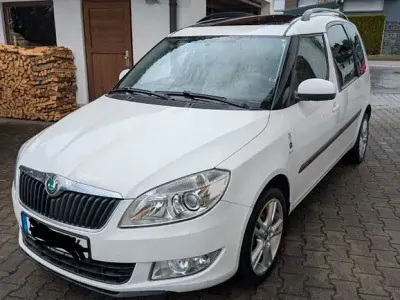 Gebraucht Skoda Roomster Plus Edition 86 PS (63 kW) 2012 Weiß Van / Kleinbus
