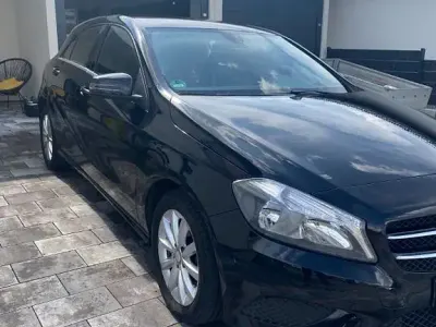 Brugt Mercedes A180 109 HK (80 kW) 2012 Sort Sedan