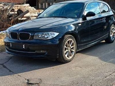 Gebraucht BMW 118 143 PS (105 kW) 2009 Schwarz Kleinwagen