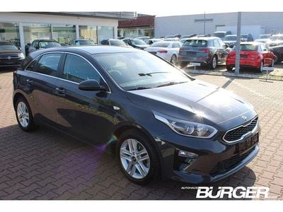 Gebraucht Kia Ceed Vision 136 PS (100 kW) 2021 Grau Kleinwagen