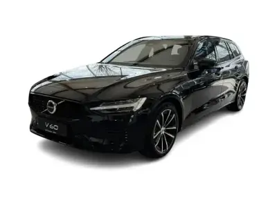 Neu Volvo V60 Plus 455 PS (334 kW) 2026 Schwarz Kombi