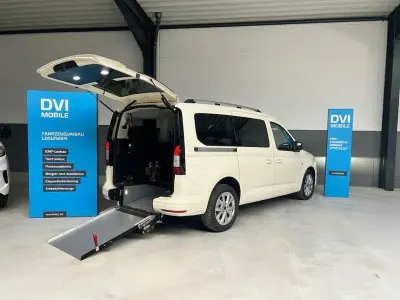 Neu Ford Tourneo Connect Titanium 122 PS (89 kW) 2026 Weiß Van / Kleinbus