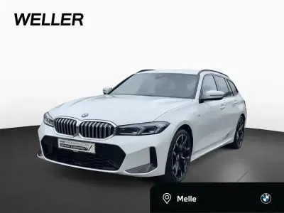 Gebraucht BMW 330 Shadowline 287 PS (211 kW) 2025 Alpinweiss iii (weiß) Kombi