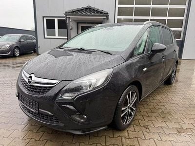 Second-hand Opel Zafira Tourer Edition 131 CP (96 kW) 2012 Negru Monovolum