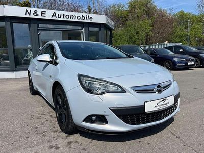 Usata Opel Astra GTC Innovation 140 CV (102 kW) 2012 Argento Coupé