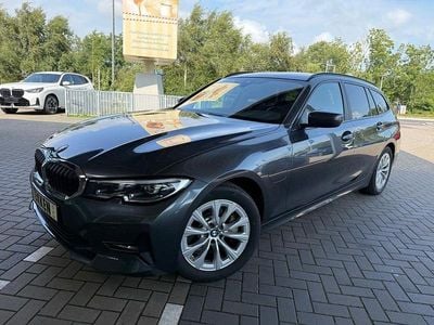 BMW 330e