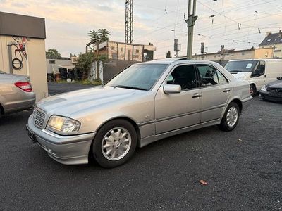 Mercedes C240