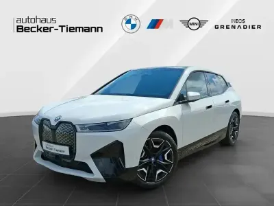 Gebraucht BMW iX Sport Line 239 kW (326 PS) 2023 Weiß SUV