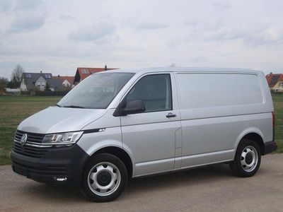Gebraucht VW Transporter 150 PS (110 kW) 2024 Silber Van