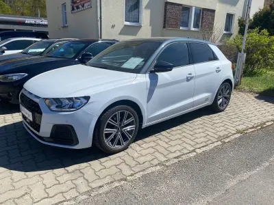 Gebraucht Audi A1 Sportback Advanced 95 PS (69 kW) 2022 Weiß Kleinwagen