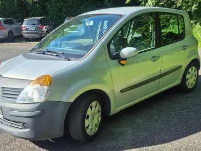 Gebraucht Renault Modus Dynamique 111 PS (81 kW) 2005 Silber Van / Kleinbus