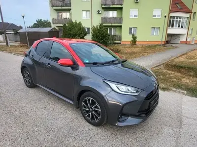 Gebraucht Toyota Yaris 116 PS (85 kW) 2022 Kleinwagen