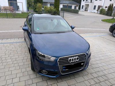 Gebraucht Audi A1 Sportback Attraction 122 PS (89 kW) 2013 Blau Kleinwagen