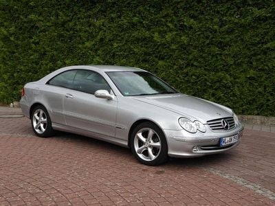 Silber Gebraucht 2005 Mercedes CLK200 Elegance Coupé | 8.400 € (Etwas zu teuer)