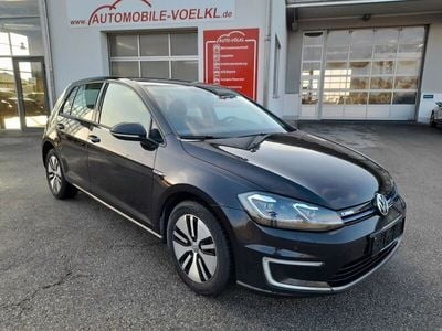 Gebraucht VW e-Golf 100 kW (136 PS) 2018 Schwarz Kleinwagen