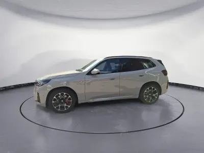 Neu BMW X3 M Sport 197 PS (144 kW) 2026 Grau SUV