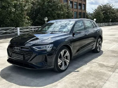 Usata Audi Q8 e-tron Advanced 250 kW (340 CV) 2024 Nero SUV