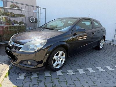 Opel Astra GTC