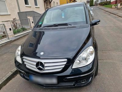 Gebraucht Mercedes B200 140 PS (102 kW) 2006 Schwarz Van / Kleinbus