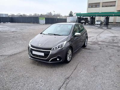 Gebraucht Peugeot 208 Allure 83 PS (61 kW) 2019 Silber Kleinwagen