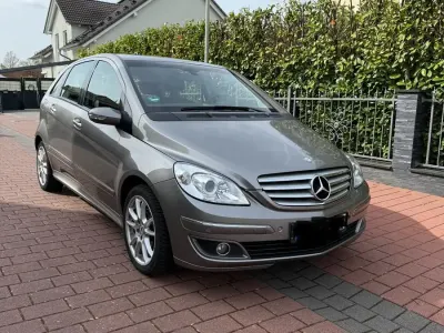 Używany Mercedes B170 115 KM (84 kW) 2007 Szary Minivan