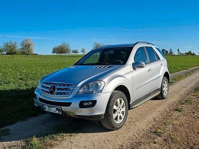Second-hand Mercedes ML320 224 CP (164 kW) 2008 Argintiu SUV