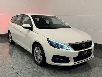 Gebraucht Peugeot 308 SW Active 131 PS (96 kW) 2019 Weiß Kombi