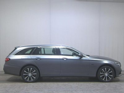 Gebraucht Mercedes E300 Avantgarde 306 PS (225 kW) 2020 Grau Kombi