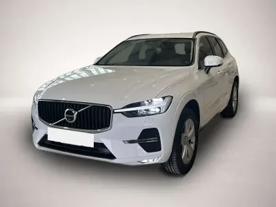 Gebraucht Volvo XC60 Momentum 197 PS (144 kW) 2022 Weiß SUV