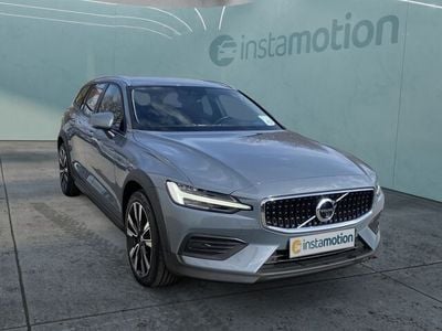 Gebraucht Volvo V60 CC Basis 197 PS (144 kW) 2022 Grau Kombi