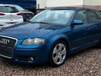 Gebraucht Audi A3 102 PS (75 kW) 2006 Blau Kleinwagen