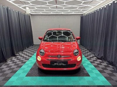 Begagnad Fiat 500 Lounge 71 HK (52 kW) 2021 Röd Halvkombi