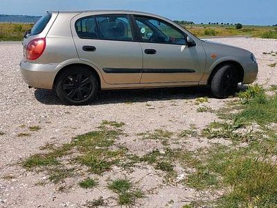Nissan Almera