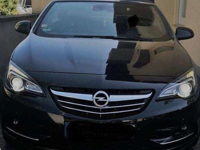 Schwarz Gebraucht 2013 Opel Cascada Innovation Cabrio | 11.500 € (Fairer Preis)