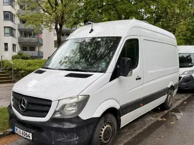 Używany Mercedes Sprinter 143 KM (105 kW) 2018 Biały Van