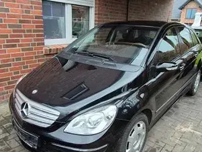Gebraucht Mercedes B200 136 PS (100 kW) 2006 Schwarz Van / Kleinbus