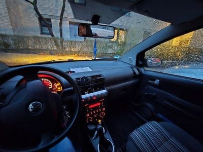 Gebraucht VW Fox 59 PS (43 kW) 2011 Blau Kleinwagen