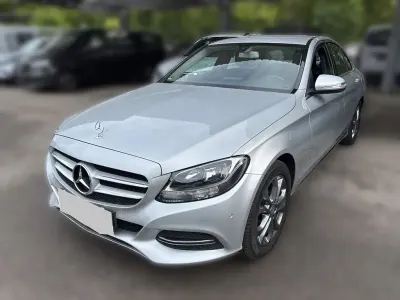 Gebraucht Mercedes C180 Avantgarde 156 PS (114 kW) 2014 Silber Limousine