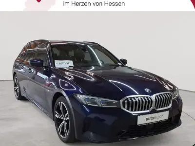 Gebraucht BMW 330 M Sport 184 PS (135 kW) 2023 Blau Kombi
