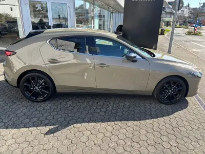 Neu Mazda 3 Nagisa 140 PS (102 kW) 2025