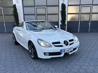 Gebraucht Mercedes SLK300 231 PS (169 kW) 2009 Weiß Cabrio