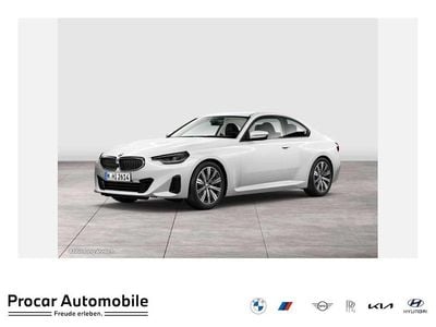 Weiß Gebraucht 2023 BMW 220 Sport Line Coupé | 32.790 € (Fairer Preis)