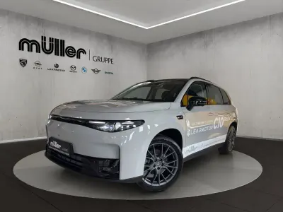 Gebraucht Leapmotor C10 215 PS (158 kW) 2026 Tundra grey SUV
