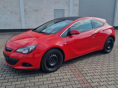 Gebraucht Opel Astra GTC Innovation 179 PS (131 kW) 2012 Rot Limousine