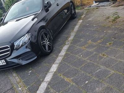 gebraucht Mercedes E220 AMG-Line