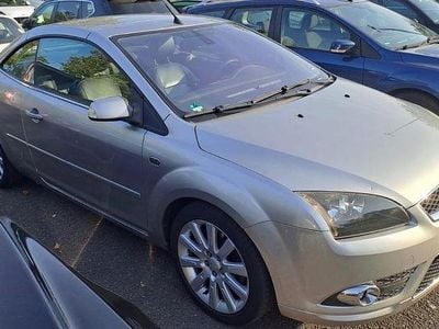 Silber Gebraucht 2008 Ford Focus Cabriolet Cabrio | 3.500 € (Fairer Preis)