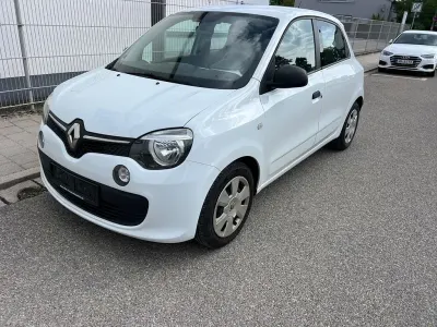 Używany Renault Twingo Expression 71 KM (52 kW) 2015 Biały Hatchback