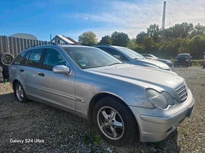 Mercedes C220