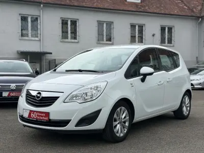Gebraucht Opel Meriva Active 101 PS (74 kW) 2013 Weiß Van / Kleinbus